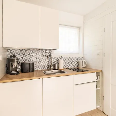 Tesknoty 10 Apartmán